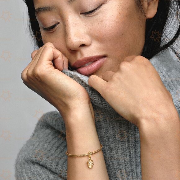 Pandora Heart Snowflake Snow Globe Dangle Charm - Picture 4 of 4